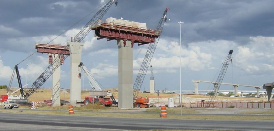 crane rental in austin being driven by construction